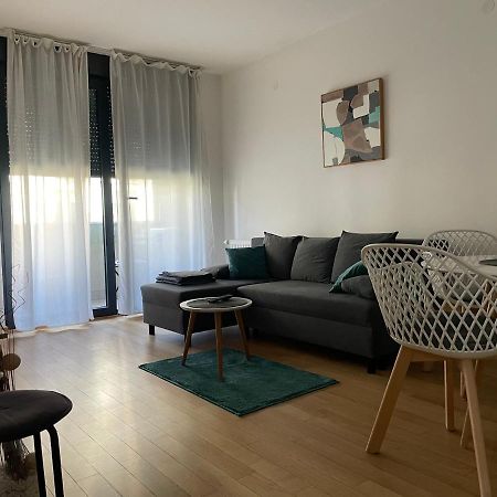 Apartment Iris Novi Sad Exteriör bild