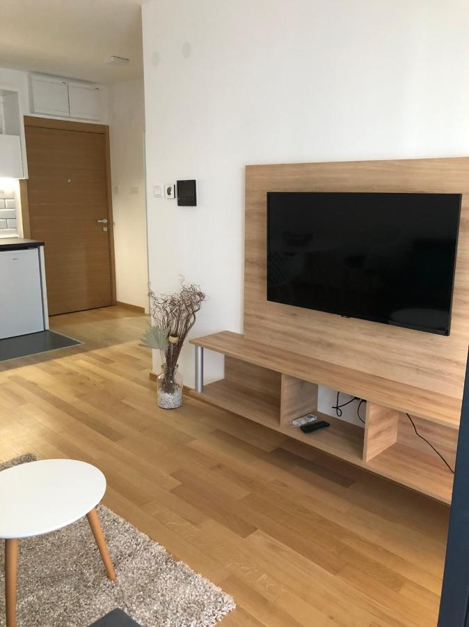 Apartment Iris Novi Sad Exteriör bild