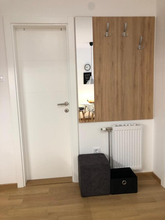 Apartment Iris Novi Sad Exteriör bild