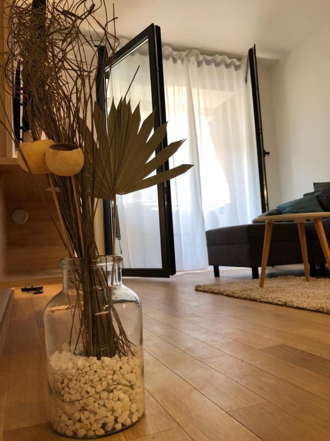 Apartment Iris Novi Sad Exteriör bild