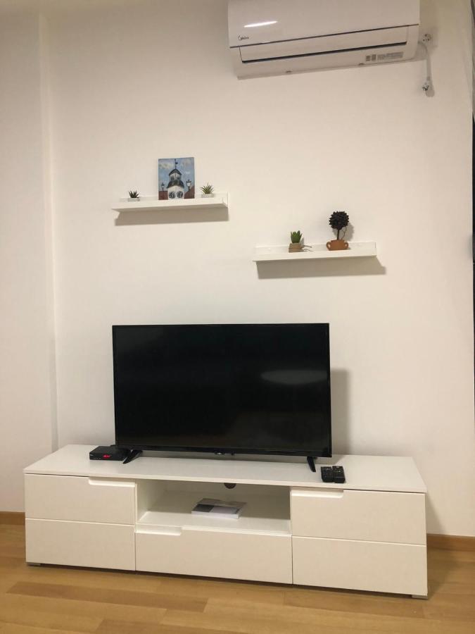 Apartment Iris Novi Sad Exteriör bild