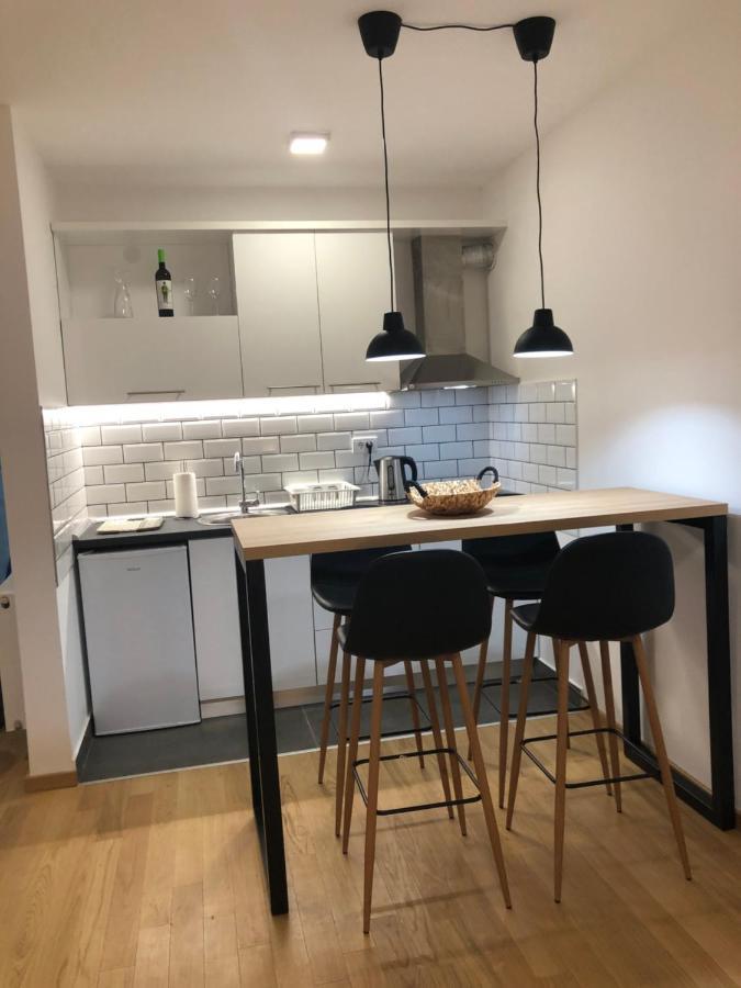 Apartment Iris Novi Sad Exteriör bild